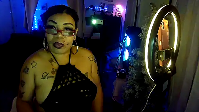 NailGoddessnow online show from May 3, 6:08 am