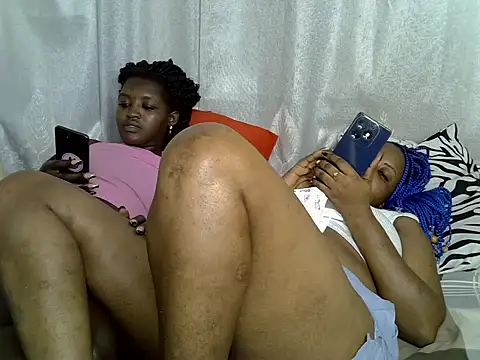 Lorainebabes online show from June 11, 12:32 am