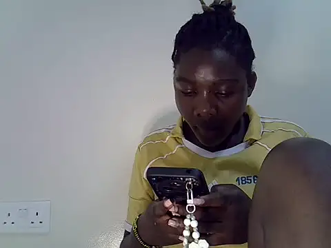 Snapshot of Ritty2030 chatting on June 7, 12:42 pm Ritty2030 online show from June 7, 12:42 pm