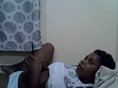 Snapshot of queentashana chatting on May 29, 6:50 pm queentashana online show from May 29, 6:50 pm