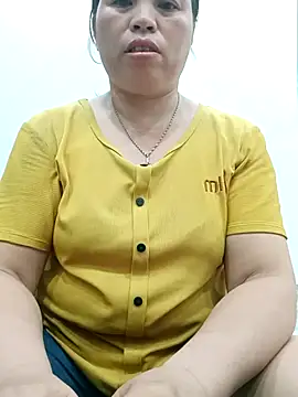 Snapshot of -Yeyi- chatting on July 1, 3:12 pm -Yeyi- online show from July 1, 3:12 pm
