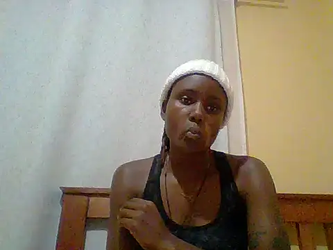 Snapshot of kiki8390 chatting on July 12, 4:36 am kiki8390 online show from July 12, 4:36 am
