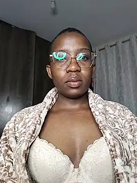 Snapshot of Miss-Temptasion chatting on May 18, 4:29 am Miss-Temptasion online show from May 18, 4:29 am