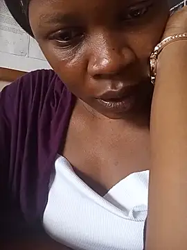 Snapshot of africangoddess19 chatting on May 29, 6:55 am africangoddess19 online show from May 29, 6:55 am