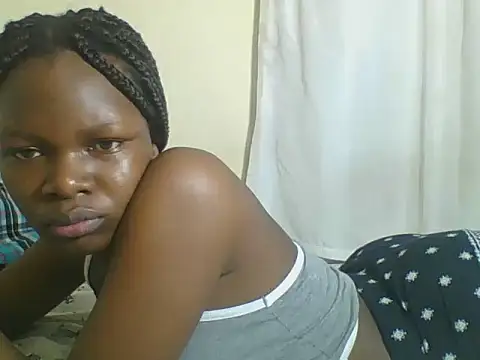 Sweetgal2025 online show from June 4, 6:47 pm