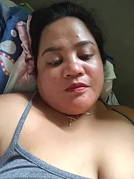 Snapshot of BlackLady_Rose chatting on June 17, 5:21 am BlackLady Rose online show from June 17, 5:21 am