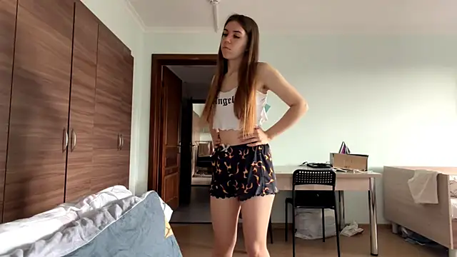 Snapshot of LaurindaStalford chatting on June 26, 2:32 pm LaurindaStalford online show from June 26, 2:32 pm