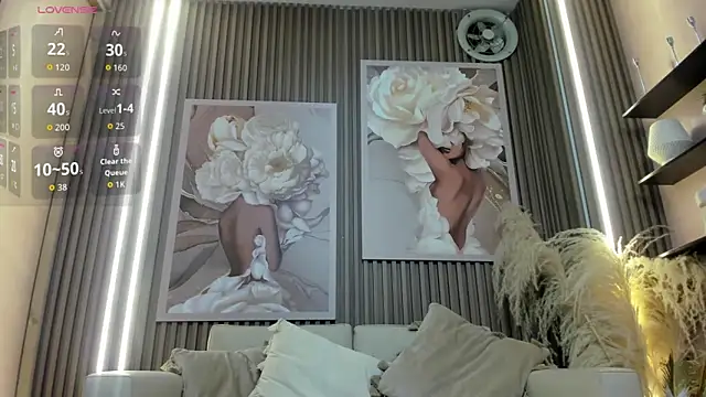 Snapshot of Aura_sander4u chatting on June 12, 6:07 pm Aura sander4u online show from June 12, 6:07 pm
