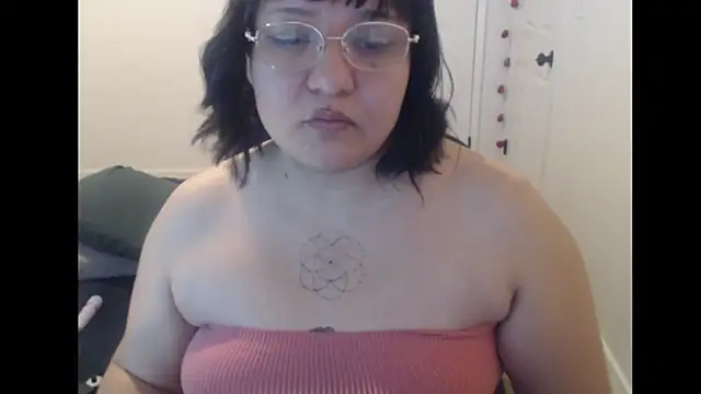 Snapshot of MaevenNectar chatting on June 20, 10:23 pm MaevenNectar online show from June 20, 10:23 pm