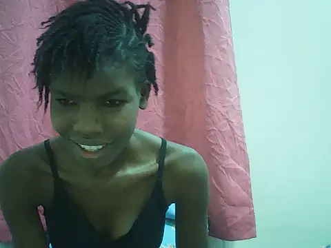 Snapshot of Bootylovet chatting on June 22, 3:53 pm Bootylovet online show from June 22, 3:53 pm