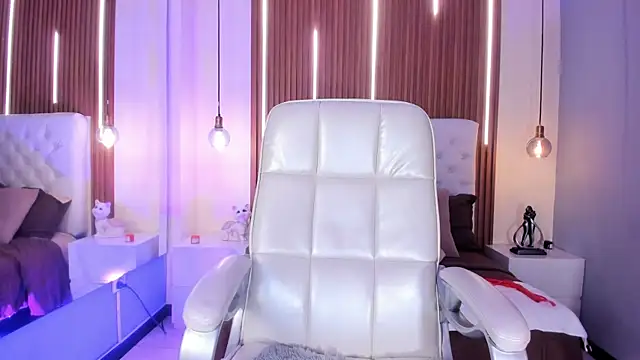 BiancaFerrerr1 online show from June 24, 12:37 pm