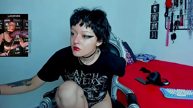 Snapshot of baby_punk_ chatting on July 3, 11:11 pm baby punk online show from July 3, 11:11 pm