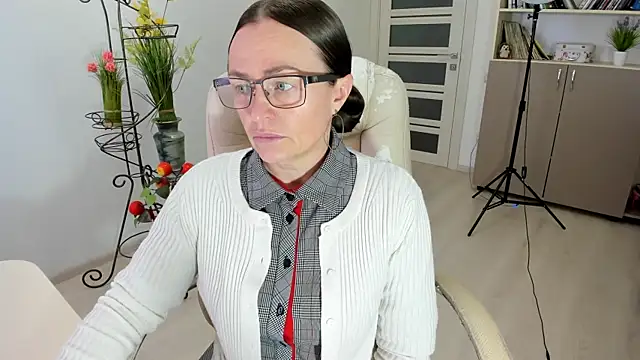 Vika73 online show from December 4, 10:46 am