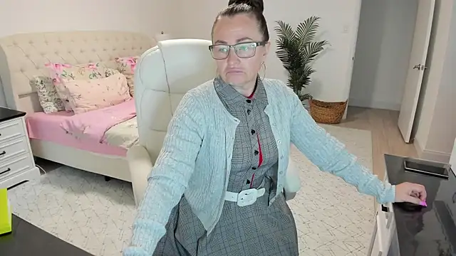 Vika73 online show from July 8, 11:26 am