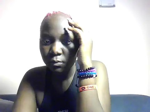 Snapshot of Naughtylynne chatting on May 23, 11:53 pm Naughtylynne online show from May 23, 11:53 pm