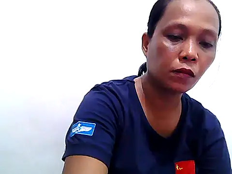 Snapshot of morenapilipina chatting on May 17, 1:47 am morenapilipina online show from May 17, 1:47 am