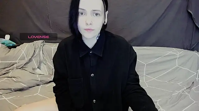 Snapshot of Polly_Megan chatting on June 22, 8:39 pm Polly Megan online show from June 22, 8:39 pm