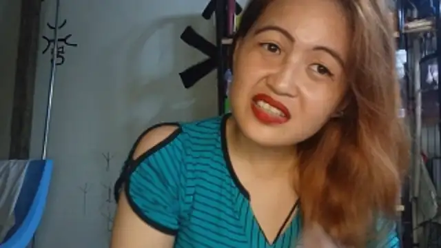 Snapshot of Midnight_Desiire chatting on May 23, 3:27 pm Midnight Desiire online show from May 23, 3:27 pm
