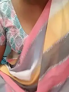 Snapshot of Tamil_Hot_Kulfi chatting on May 23, 6:01 pm Tamil Hot Kulfi online show from May 23, 6:01 pm