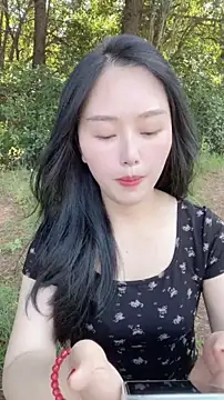 lylxili online show from June 27, 7:57 am