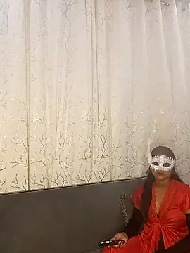 Snapshot of New_desi_bhabhi chatting on May 18, 9:48 am New desi bhabhi online show from May 18, 9:48 am