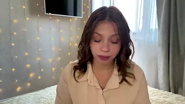 Lia be mine online show from July 9, 7:12 am