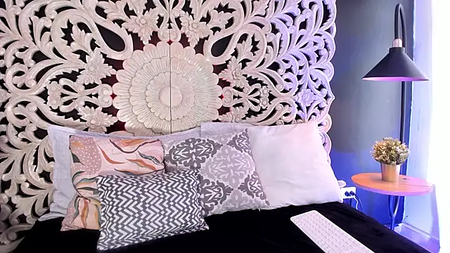 Snapshot of Bianca_DVarela chatting on June 20, 8:00 pm Bianca DVarela online show from June 20, 8:00 pm
