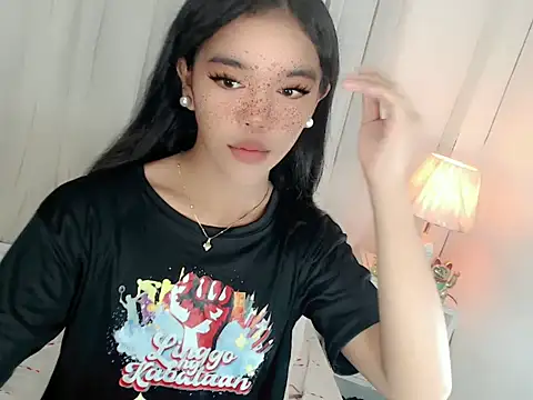 Snapshot of Nozomi_Wu chatting on June 23, 11:08 am Nozomi Wu online show from June 23, 11:08 am