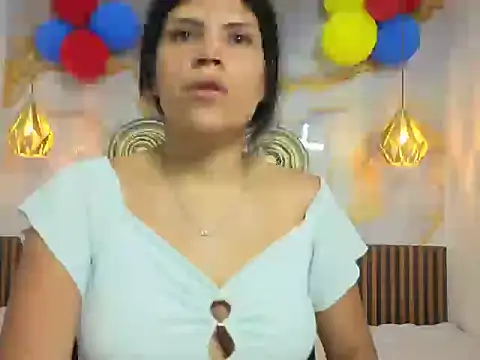 Snapshot of VenusCeleste chatting on June 27, 2:38 am VenusCeleste online show from June 27, 2:38 am