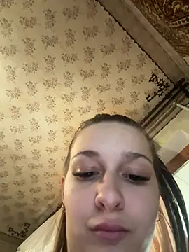 Snapshot of ToryAdaire chatting on May 18, 11:27 am ToryAdaire online show from May 18, 11:27 am