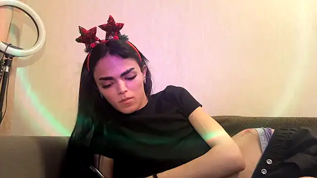 Snapshot of MarlyJess chatting on August 7, 5:26 pm MarlyJess online show from August 7, 5:26 pm