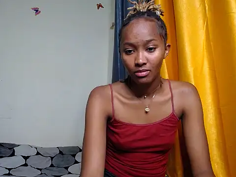 Snapshot of sower_velvet chatting on May 26, 12:17 am sower velvet online show from May 26, 12:17 am