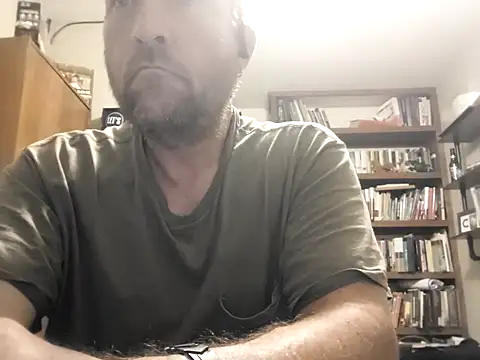 Snapshot of icebergXpress chatting on June 18, 8:14 am icebergXpress online show from June 18, 8:14 am