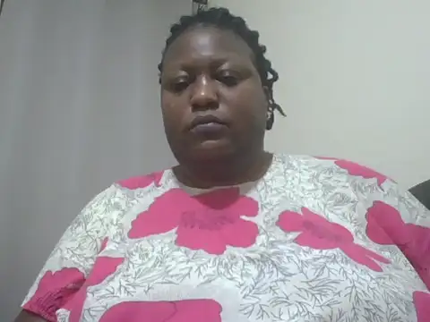 Snapshot of fat_ebonyqueen chatting on June 9, 8:20 pm fat ebonyqueen online show from June 9, 8:20 pm