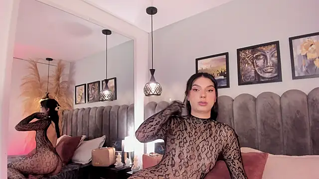 alice lodge  online show from July 3, 3:46 am