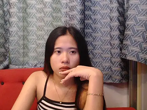 Snapshot of petiteasian_pinaygirl chatting on July 12, 5:42 am petiteasian pinaygirl online show from July 12, 5:42 am