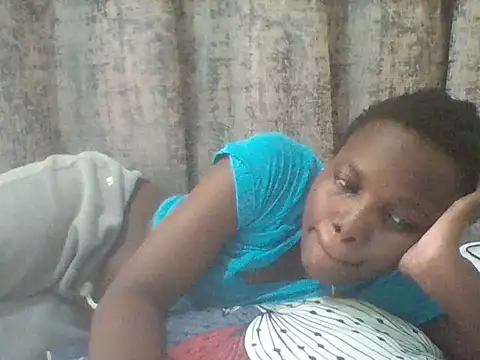 Snapshot of tina_2030 chatting on June 18, 9:14 am tina 2030 online show from June 18, 9:14 am