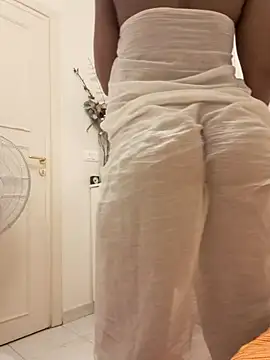 Snapshot of Cutechoco chatting on July 5, 7:43 pm Cutechoco online show from July 5, 7:43 pm