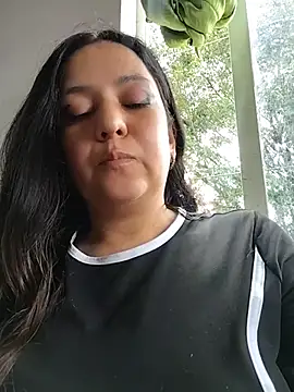 Meganmeow1 online show from July 22, 8:33 pm