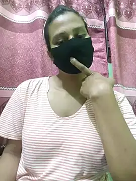 Snapshot of Sofiyaa_Sara chatting on May 19, 9:43 pm Sofiyaa Sara online show from May 19, 9:43 pm
