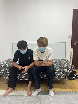 Mrwangjjkk online show from June 17, 2:29 pm