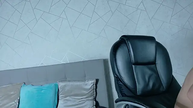 Snapshot of Toji_ferrer chatting on July 4, 9:54 pm Toji ferrer online show from July 4, 9:54 pm