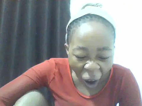 Snapshot of bubble_candi chatting on June 28, 7:25 am bubble candi online show from June 28, 7:25 am