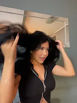 FERNANDAXX  online show from May 21, 4:52 am