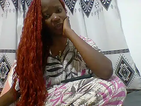 Shania loveer online show from June 25, 8:35 pm