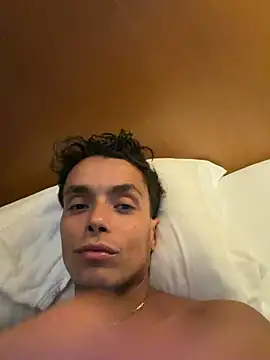 Snapshot of DarkfleX chatting on June 15, 6:32 pm DarkfleX online show from June 15, 6:32 pm