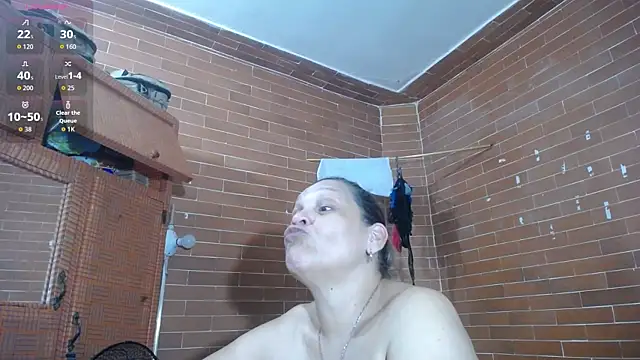 Snapshot of sabag_luchh chatting on June 19, 1:21 am sabag luchh online show from June 19, 1:21 am