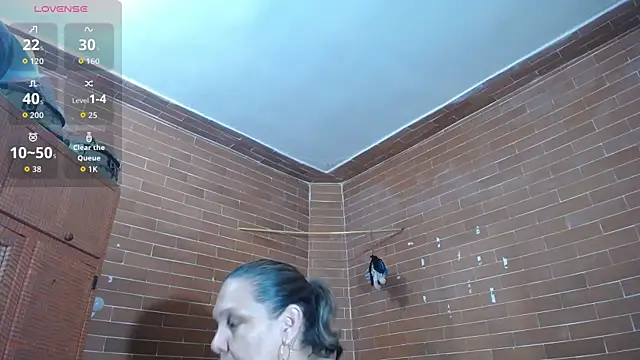 Snapshot of sabag_luchh chatting on July 15, 12:49 am sabag luchh online show from July 15, 12:49 am
