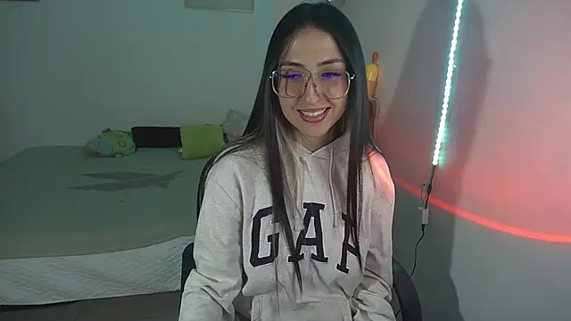 Snapshot of Frida_nymph chatting on June 17, 6:27 am Frida nymph online show from June 17, 6:27 am