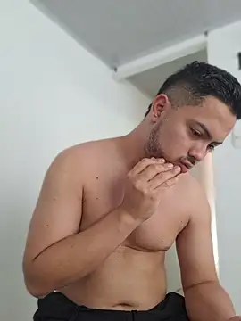 ORTIZ96hot online show from July 14, 8:03 pm